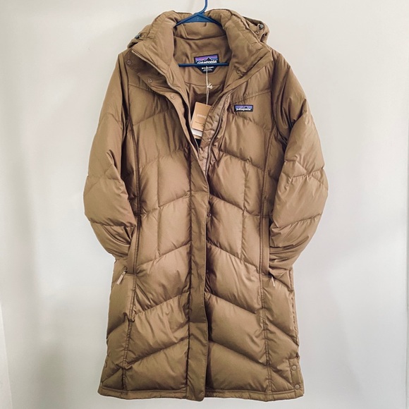 Patagonia Women’s Down With It Parka Brown - Picture 8 of 14